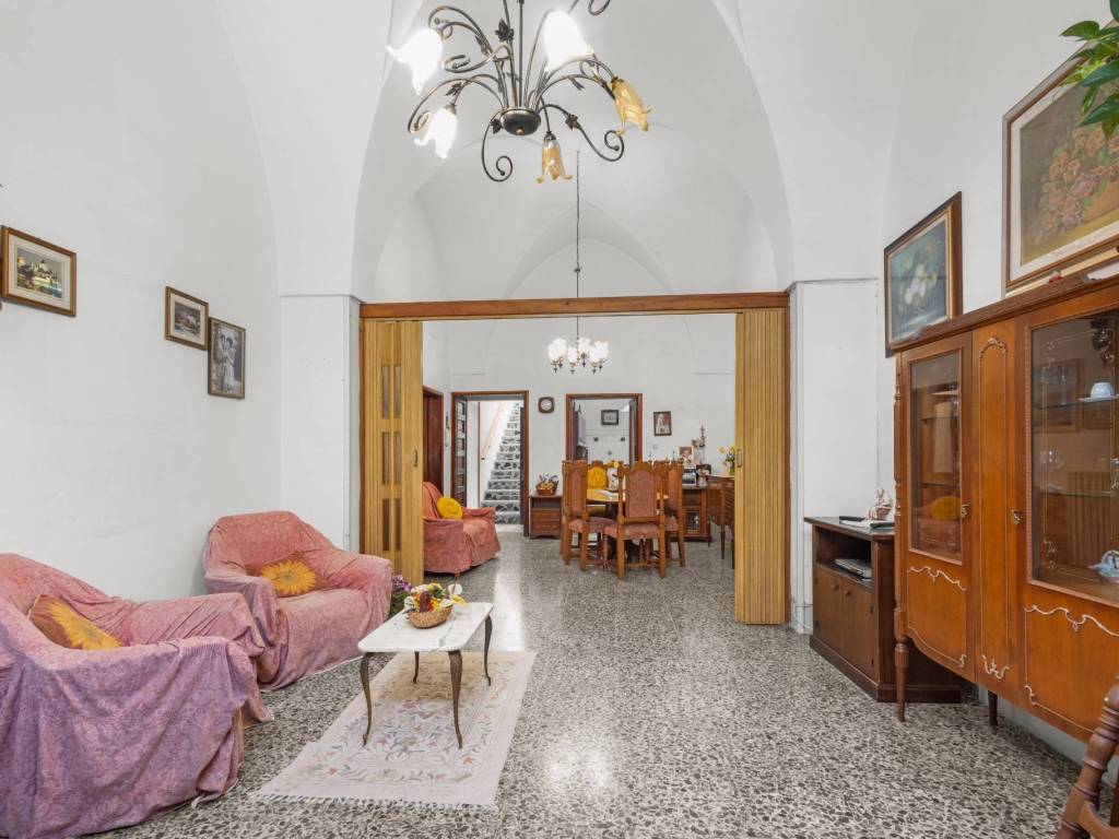 casa indipendente in vendita a Giurdignano
