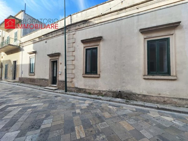 casa indipendente in vendita a Guagnano