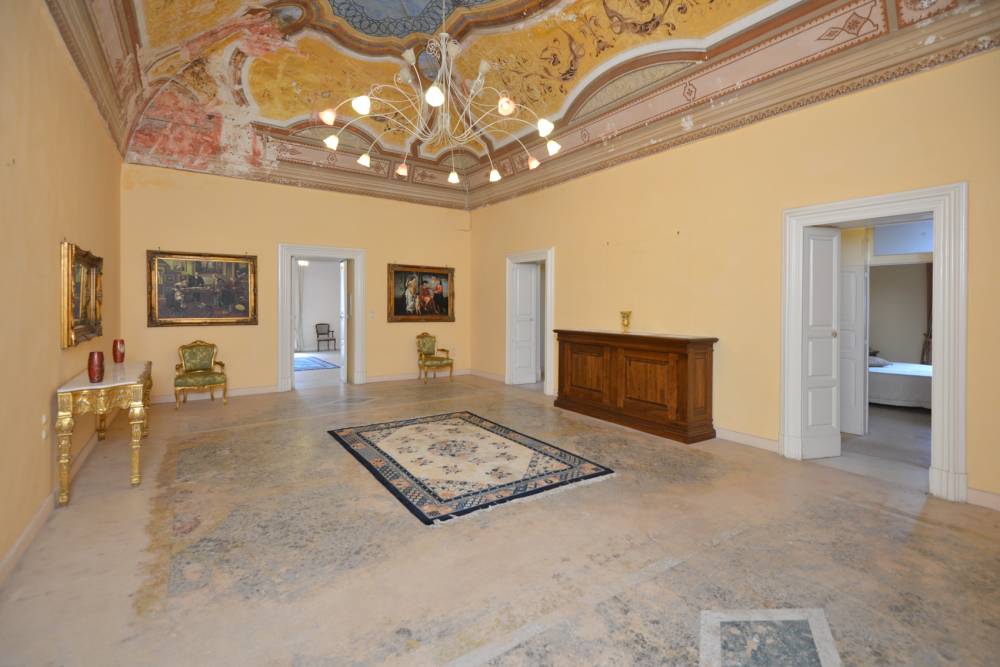 negozio in vendita a Guagnano