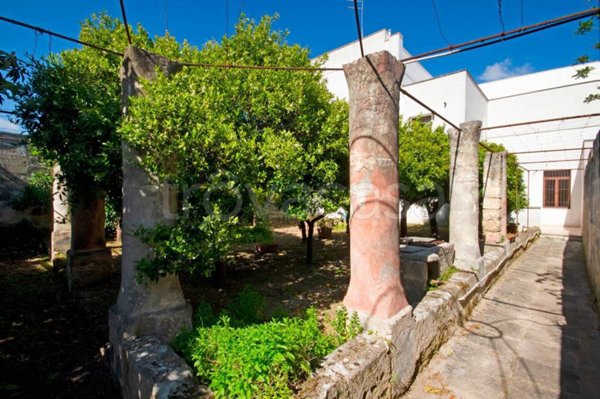 casa indipendente in vendita a Guagnano