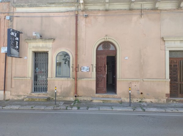 casa indipendente in vendita a Guagnano