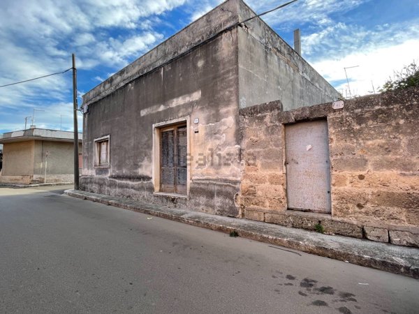 appartamento in vendita a Guagnano