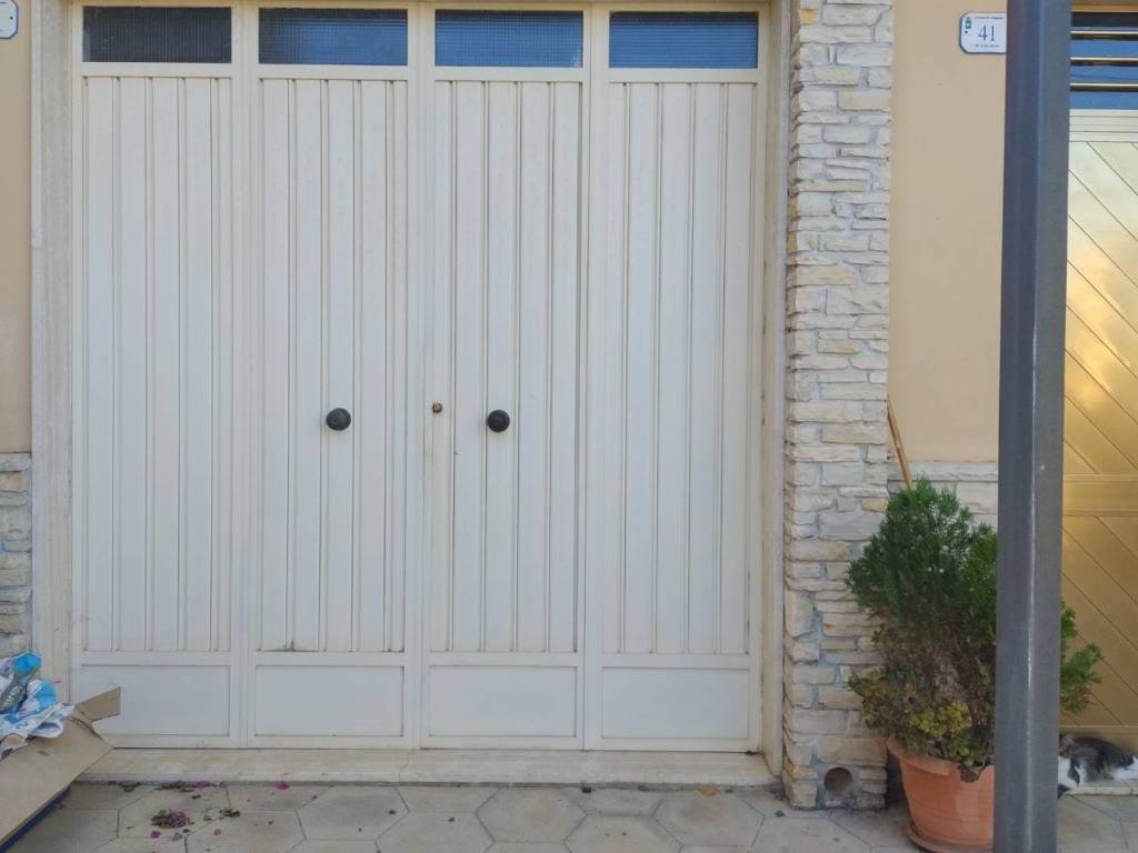 appartamento in vendita a Guagnano in zona Villa Baldassarri