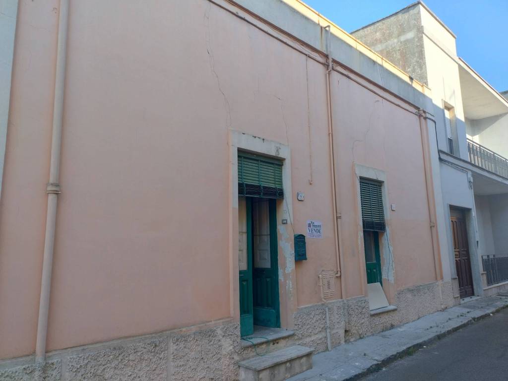 appartamento in vendita a Guagnano