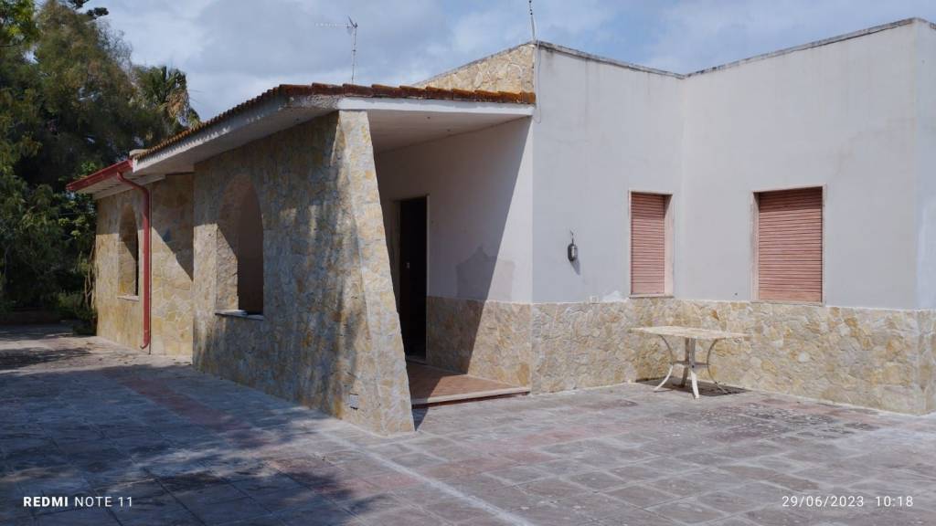 casa indipendente in vendita a Lecce in zona Torre Rinalda