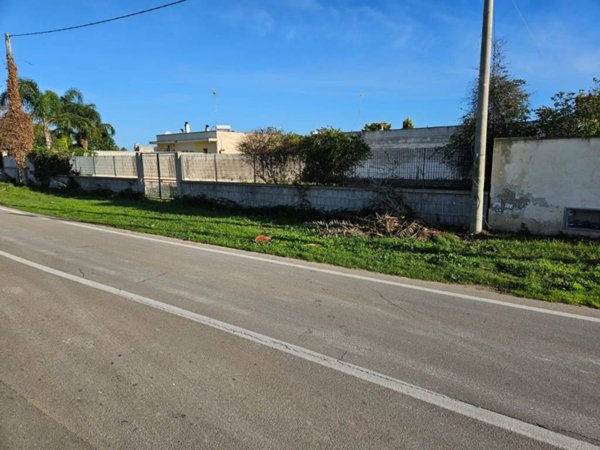 terreno edificabile in vendita a Lecce in zona Frigole