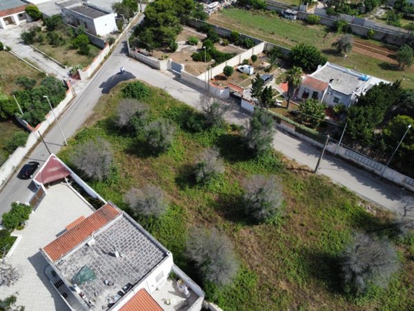 terreno edificabile in vendita a Lecce in zona Torre Chianca