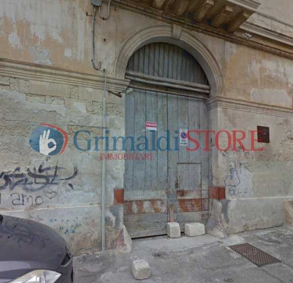 locale di sgombero in vendita a Lecce in zona Centro Città