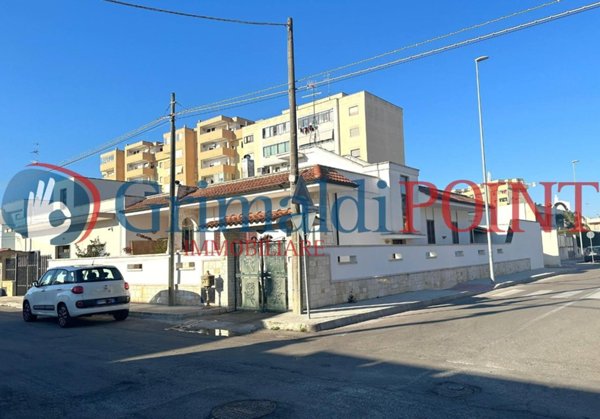 casa indipendente in vendita a Lecce in zona Rudiae