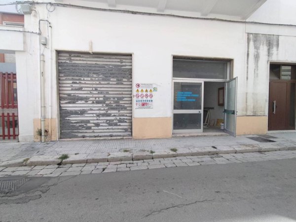 locale commerciale in vendita a Lecce in zona Borgo Pace