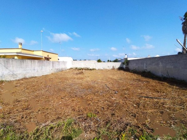 terreno edificabile in vendita a Lecce in zona Frigole