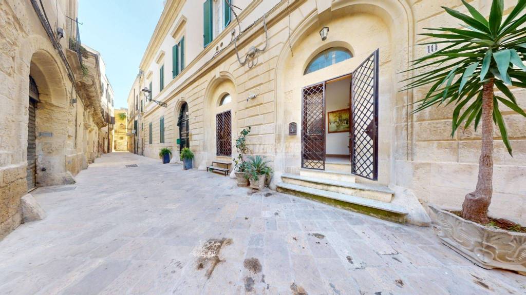 casa indipendente in vendita a Lecce in zona Centro Città