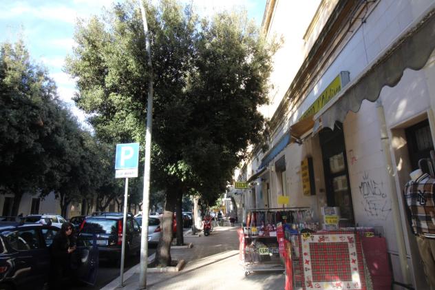 locale commerciale in vendita a Lecce