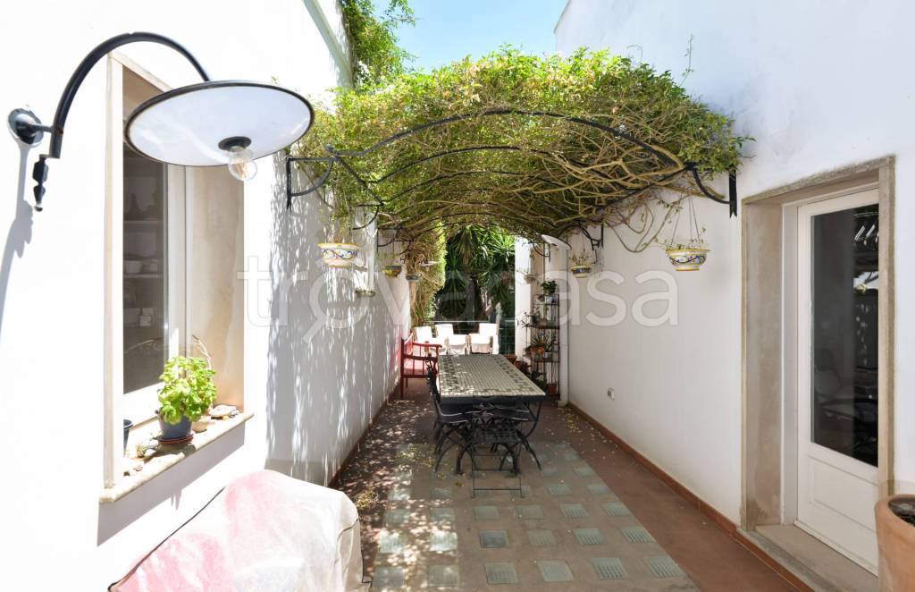 casa indipendente in vendita a Lecce in zona Centro Città