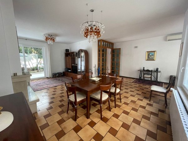 casa indipendente in vendita a Lecce