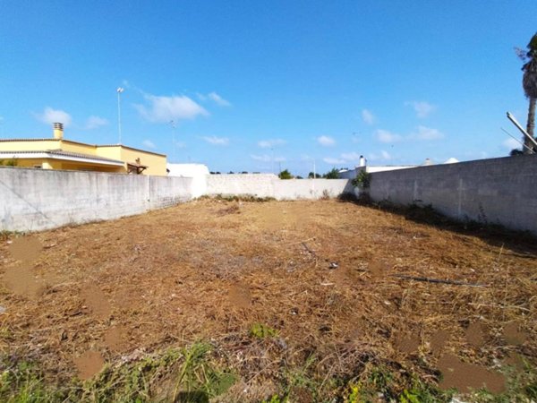 terreno agricolo in vendita a Lecce in zona Frigole