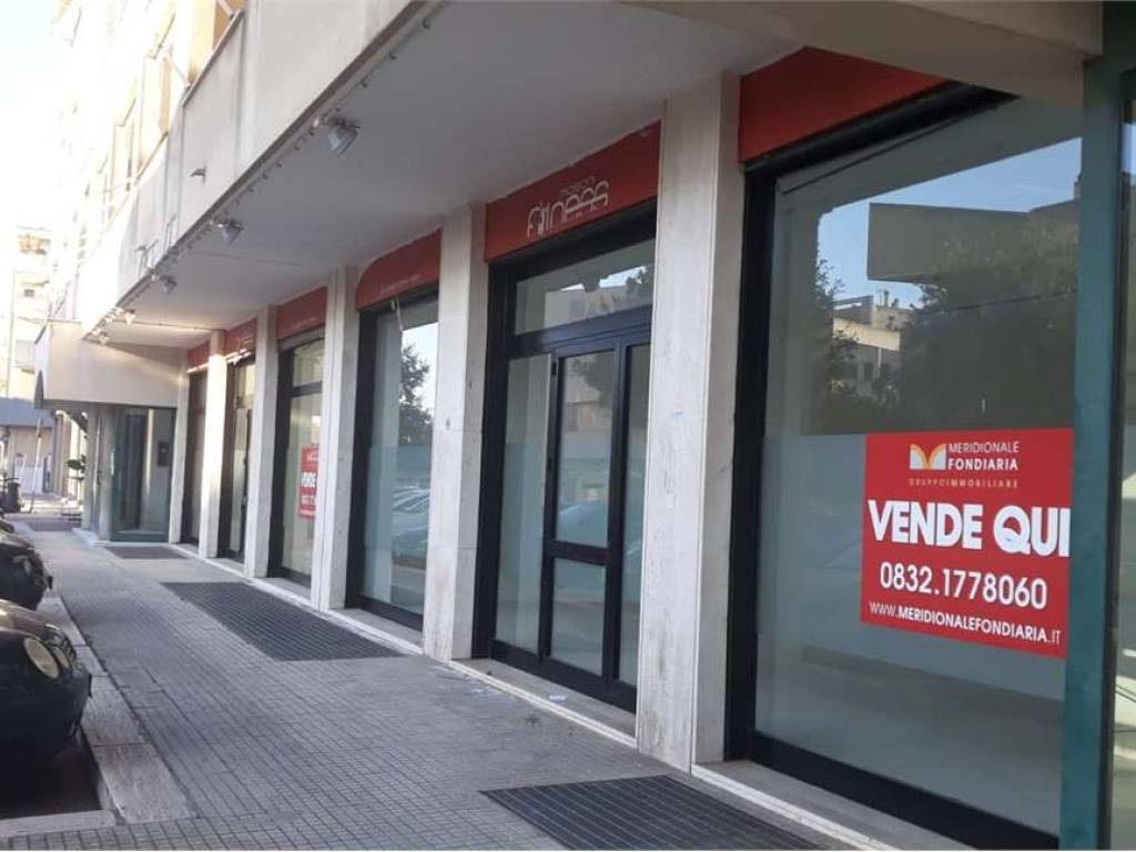 negozio in vendita a Lecce