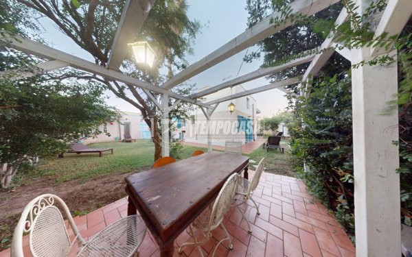 casa indipendente in vendita a Lecce in zona Torre Chianca