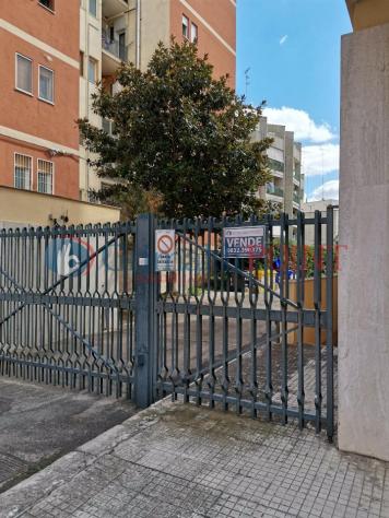 locale commerciale in vendita a Lecce in zona Mazzini