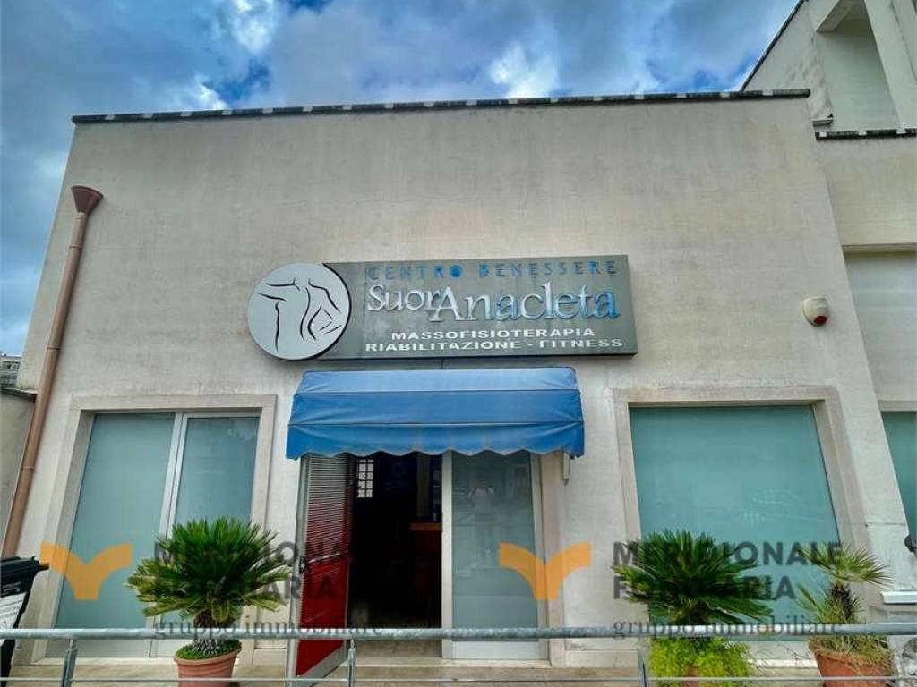 ufficio in vendita a Lecce in zona Partigiani