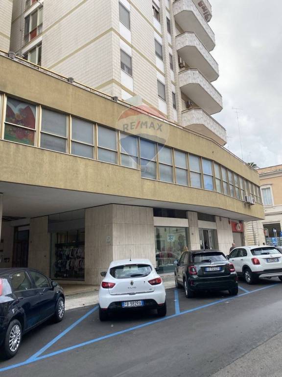 ufficio in vendita a Lecce in zona Mazzini