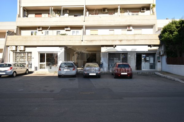 locale commerciale in vendita a Lecce in zona Centro Città