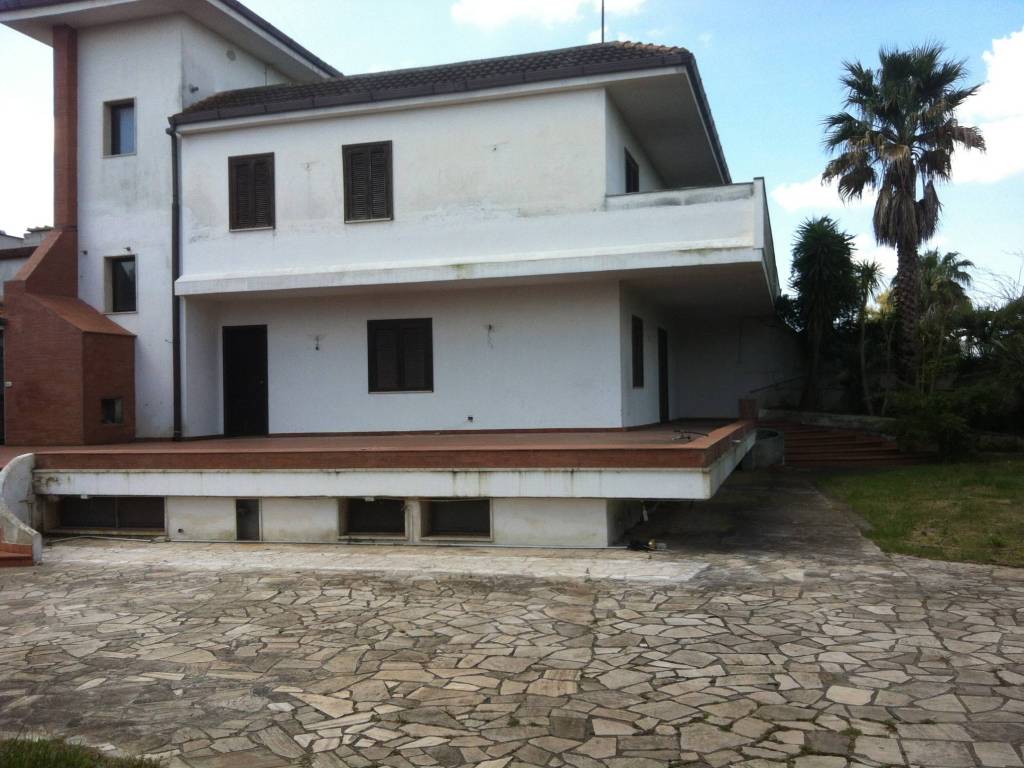 casa indipendente in vendita a Lecce in zona Partigiani
