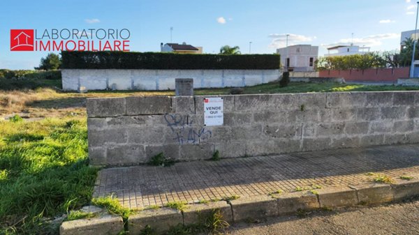 negozio in vendita a Lecce in zona Stadio