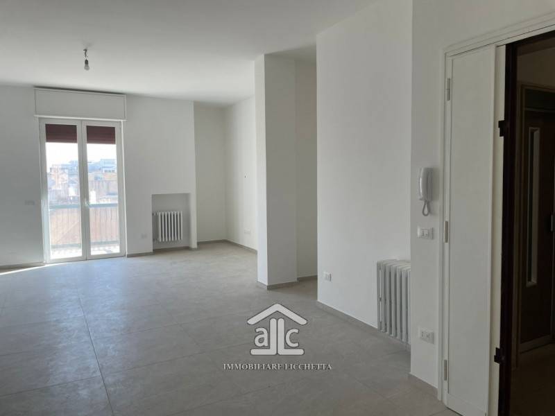 appartamento in vendita a Lecce in zona Mazzini
