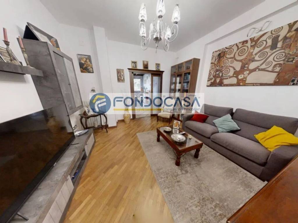 casa indipendente in vendita a Lecce in zona Santa Rosa