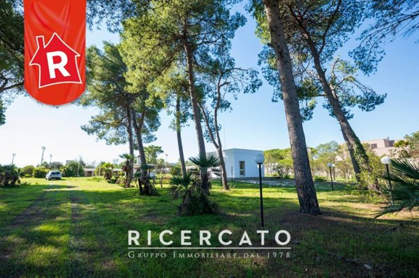 negozio in vendita a Lecce in zona Rudiae