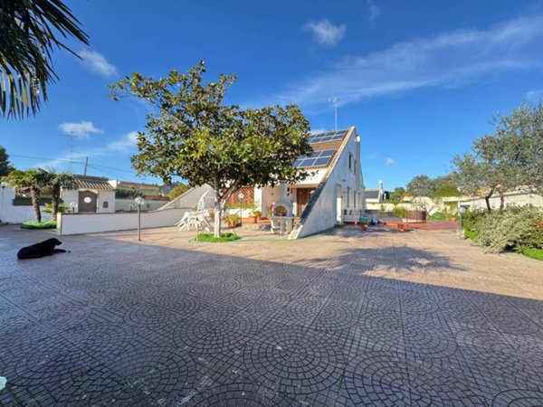 casa indipendente in vendita a Lecce