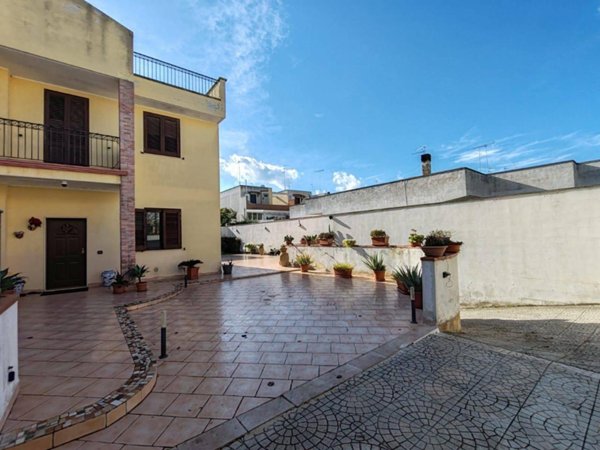 casa indipendente in vendita a Lecce in zona Santa Rosa