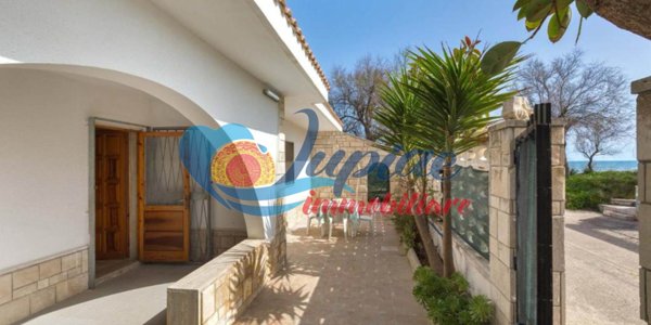 villa in vendita a Lecce in zona Torre Chianca