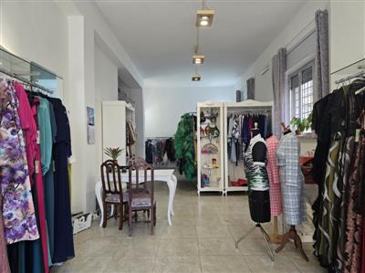 locale commerciale in vendita a Lecce