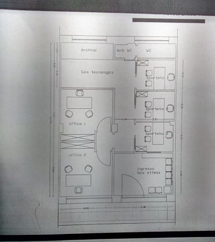 locale commerciale in vendita a Lecce