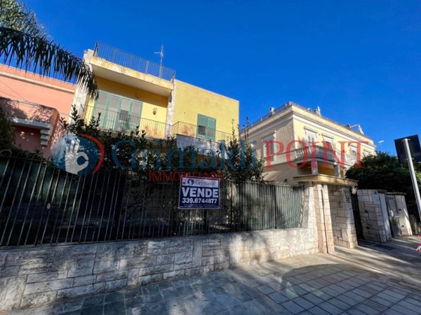 casa indipendente in vendita a Lecce in zona Centro Città