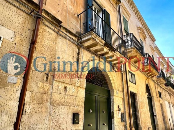casa indipendente in vendita a Lecce in zona Centro Città