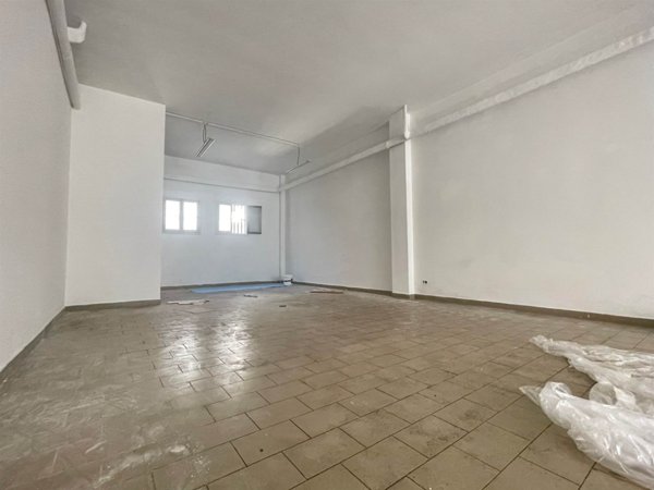 negozio in vendita a Lecce in zona Leuca