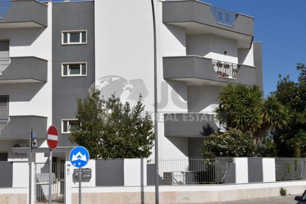 appartamento in vendita a Lecce in zona Partigiani