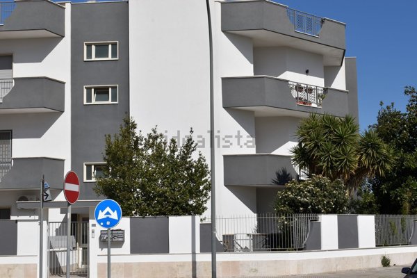 appartamento in vendita a Lecce in zona Partigiani