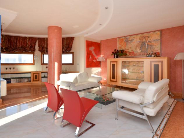 casa indipendente in vendita a Lecce