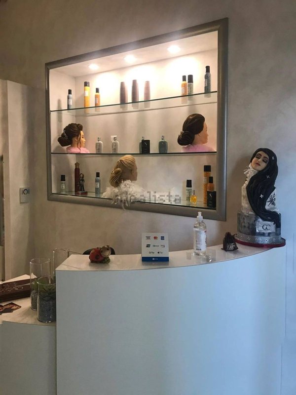 locale commerciale in vendita a Lecce in zona Ariosto