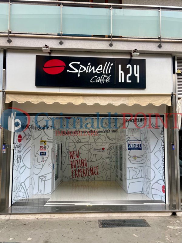 negozio in vendita a Lecce in zona Centro Città