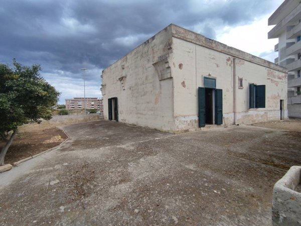 casa indipendente in vendita a Lecce in zona Stadio