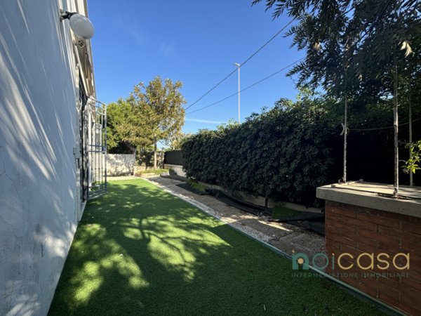 casa indipendente in vendita a Lecce in zona Torre Chianca