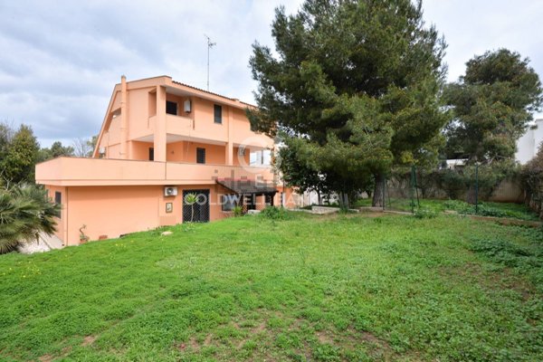 casa indipendente in vendita a Lecce