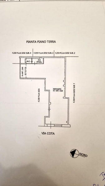 locale di sgombero in vendita a Lecce