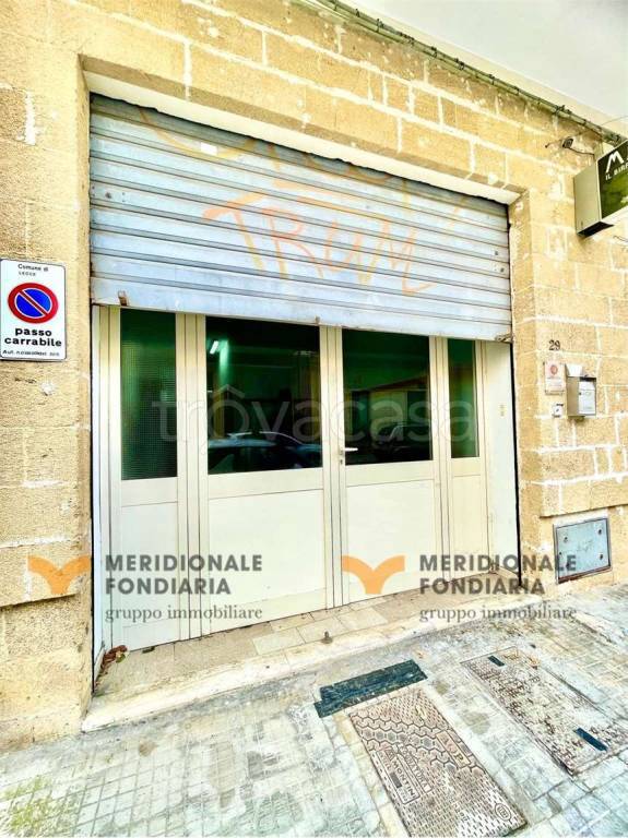 negozio in vendita a Lecce in zona Rudiae