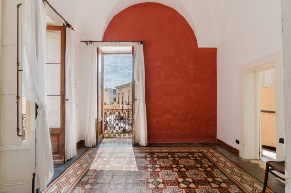 casa indipendente in vendita a Lecce in zona Centro Città